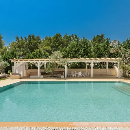 Masseria Cucuruzza Boutique Hotel Felline