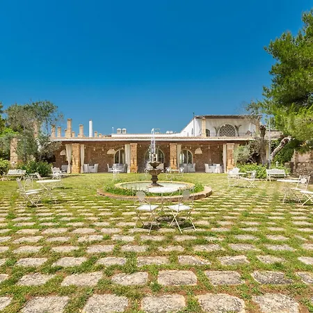 Masseria Cucuruzza Boutique Felline