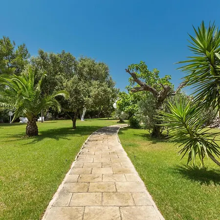 Masseria Cucuruzza Boutique Hotel 4*