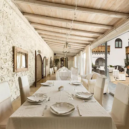 Hotel Masseria Cucuruzza Boutique Felline
