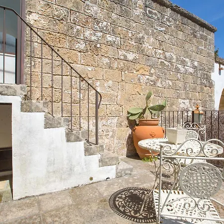 Masseria Cucuruzza Boutique Hotel Felline